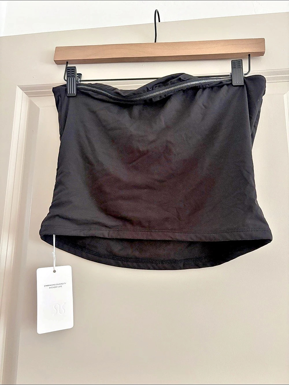 REORIA Mini Skirt in Black Size Medium NWT